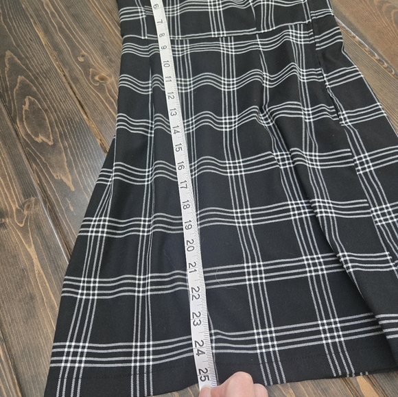 H&M Black and White Checkered Mini Dress - Picture 6 of 8